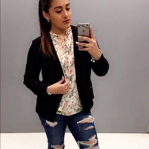 Meet your Posher, Alexandra